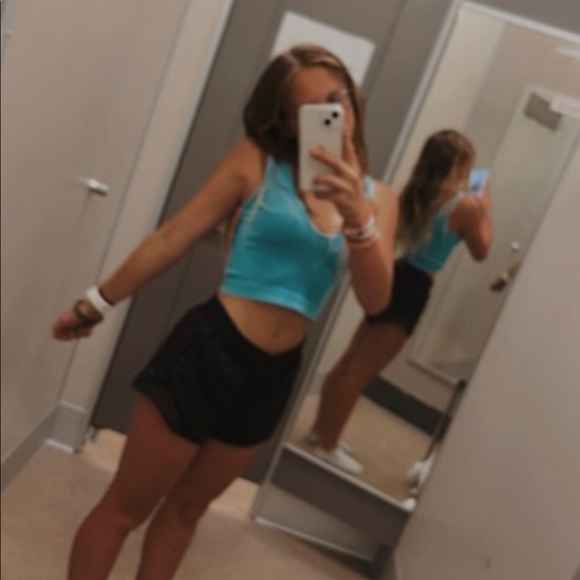 Meet your Posher, Aspyn - Picture 1 of 1